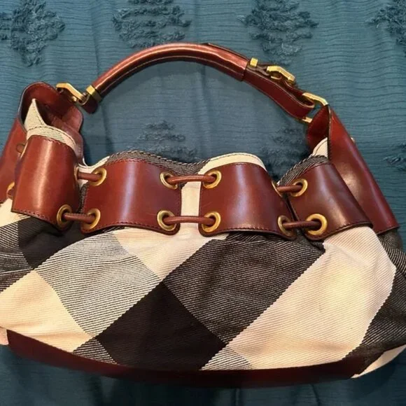 Vintage Burberry shoulder bag. - Picture 4 of 10